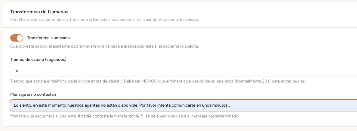 Sección de transferencia a humano con los campos de configuración de activación, tiempo de espera y mensaje de respaldo